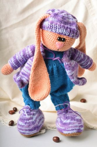 Giocattolo a maglia fatto a mano pupazzo morbido da bambini alluncinetto - MADEheart.com