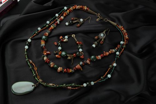Jewelry set with jasper and nephrite - MADEheart.com