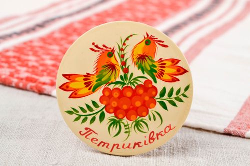 Handmade wooden souvenir fridge magnet kitchen decorating ideas rustic decor - MADEheart.com