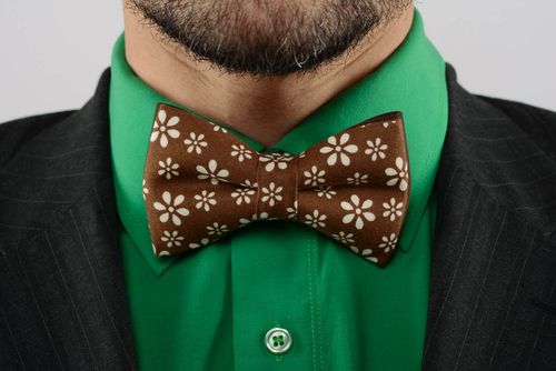 Brown floral bow tie  - MADEheart.com