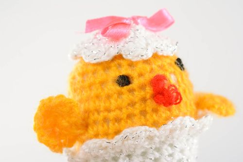 Easter toy Chicken - MADEheart.com
