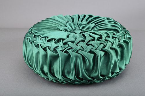 Handmade decorative accent pillow sewn of crepe-satin fabric of emerald color - MADEheart.com