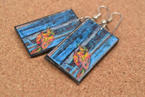 Boucles doreilles artisanales rectangulaires en pâte polymère faites main - MADEheart.com