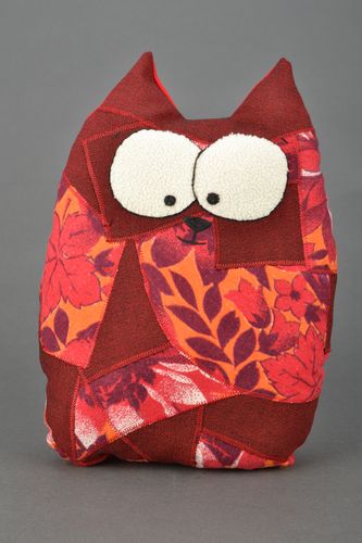 Handmade red pillow pet cat - MADEheart.com