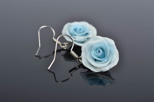 Handmade designer polymer clay earrings in the shape of tender small blue roses - MADEheart.com