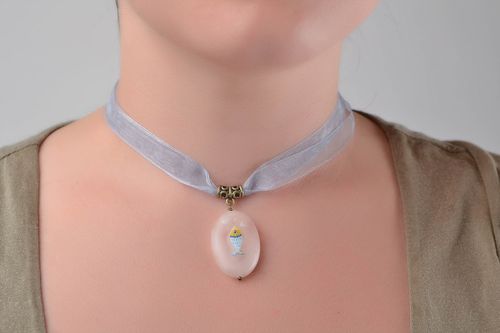 Ciondolo in quarzo rosa fatto a mano accessori originali da donna idee regalo - MADEheart.com