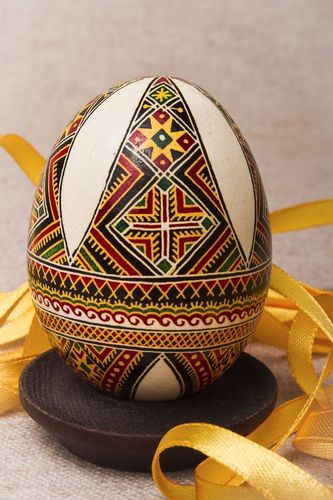 Painted Ukrainian Easter egg - MADEheart.com