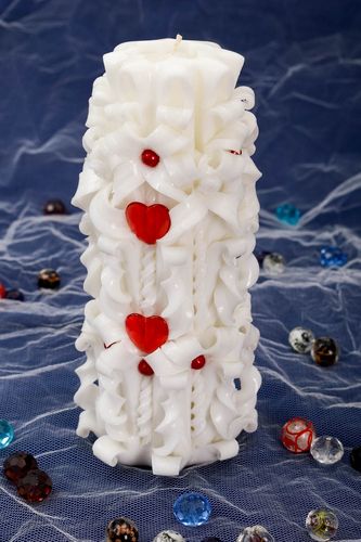 Vela de parafina con corazones hecha a mano elemento decorativo regalo original - MADEheart.com