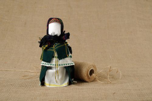 Bambola etnica di stoffa fatta a mano amuleto talismano slavo - MADEheart.com