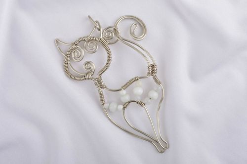 Pendentif en fil de fer Bijou fait main forme de chaton Accessoire femme - MADEheart.com