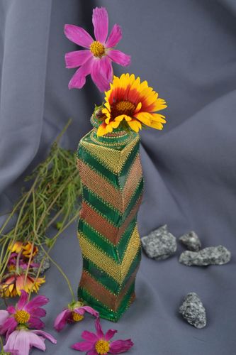 9 inches tall green glass bottle shape flower vase for home décor 0,88 lb - MADEheart.com