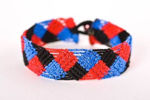 Stylish handmade textile bracelet woven macrame bracelet cool jewelry designs - MADEheart.com