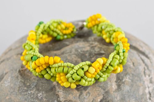 Yellow and light green beads pigtail shape bracelet for women - MADEheart.com