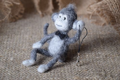 Schlüssel Anhänger handgeschaffen Anhänger aus Stoff witzig Frauen Geschenk - MADEheart.com