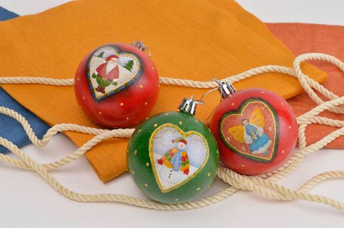 Handmade Christmas tree toys Christmas tree decoupage christmas tree decorations - MADEheart.com