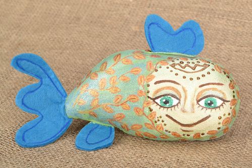 Toy in the form of fish - MADEheart.com