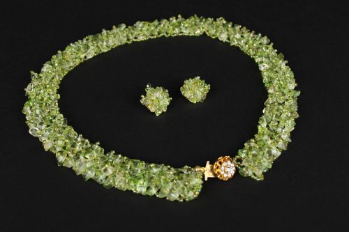 Modeschmuck Ohrringe handmade Damen Collier in Hellgrün Designer Schmuck Set - MADEheart.com