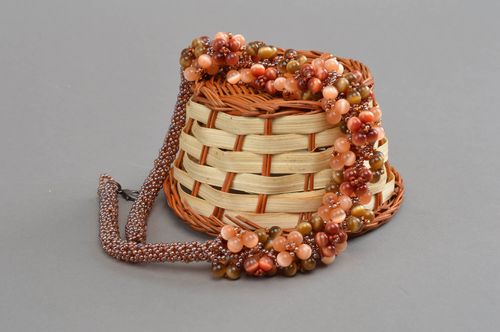 Collar de abalorios y piedra hecho  mano accesorio de moda bisutería para mujer - MADEheart.com