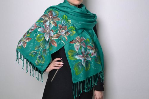 Warm cashmere scarf - MADEheart.com