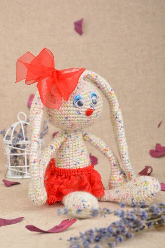 Conejito tejido al crohet hecho a mano juguetes artesanales peluches para niños - MADEheart.com