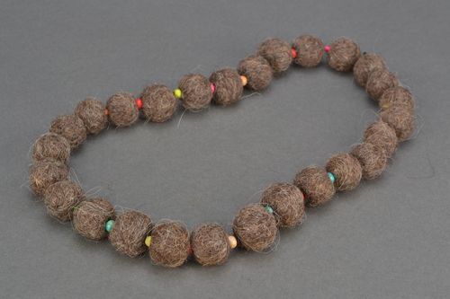 Wool felted bead necklace - MADEheart.com