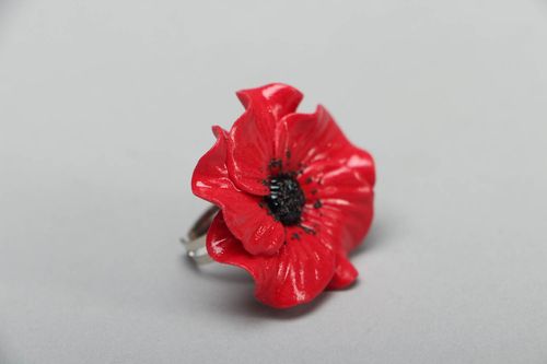 Кольцо цветок из полимерной глины Красный мак - MADEheart.com