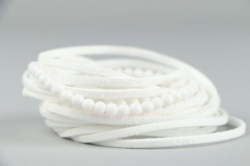 White suede bracelet for attraction of love - MADEheart.com