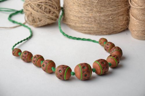 Collier en céramique brun fait main - MADEheart.com