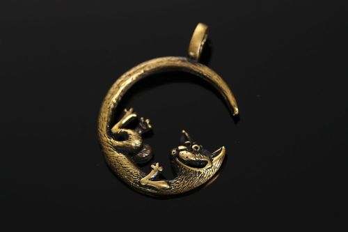 Bronze pendant Moon Cat - MADEheart.com