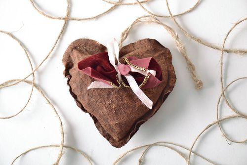Pingente para interior Coração de chocolate - MADEheart.com