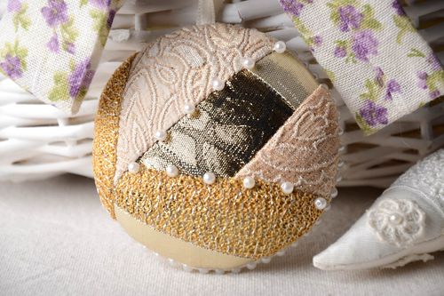 Jouet Noël fait main Suspension décorative ronde en tissus Déco maison - MADEheart.com