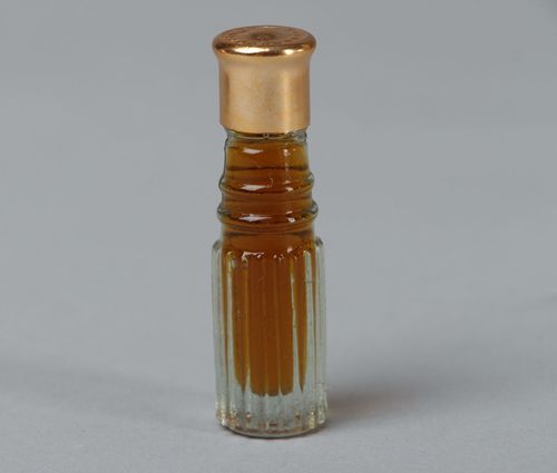 Handmade perfume - MADEheart.com