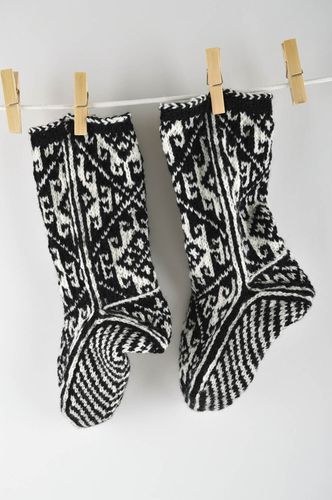 Handmade woolen socks present for men handcrafted socks hand knitted socks - MADEheart.com