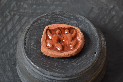 Magnet en céramique pour réfrigérateur original fait main cadeau Gémeaux - MADEheart.com