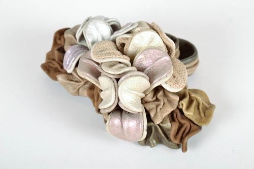 Pinza para el pelo de piel - MADEheart.com