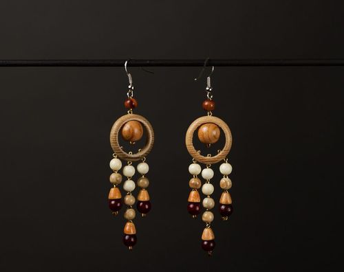 Earrings made of wood - MADEheart.com