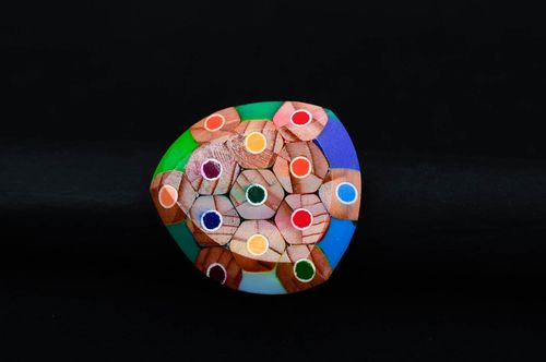 Grande bague Bijou fait main multicolore crayons argile Accessoire femme - MADEheart.com
