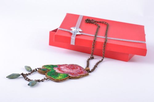 Collana di perline fatta a mano accessori da donna bigiotteria originale  - MADEheart.com