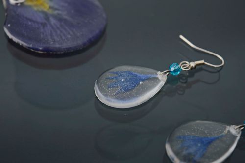 Long earrings with natural cornflowers - MADEheart.com