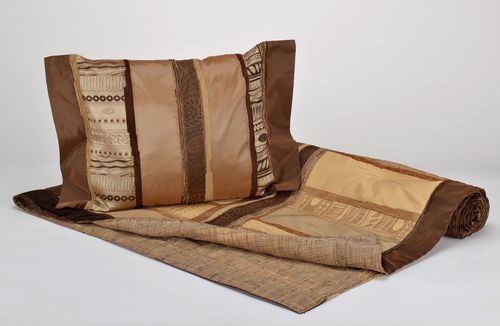 Linen set: single bedspread & 2 pillows - MADEheart.com