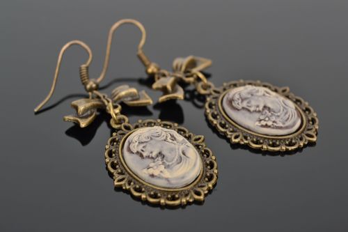 Kamee Ohrringe aus Polymerton - MADEheart.com