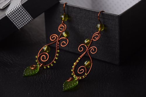 Handmade beautiful earrings stylish beaded earrings dangling earrings - MADEheart.com