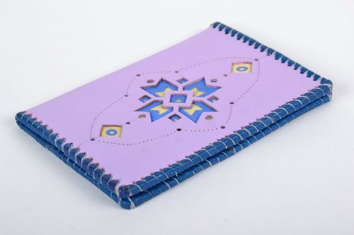 Кожаная обложка на паспорт ручной работы - MADEheart.com
