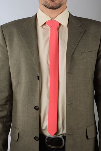 Vine-colored tie - MADEheart.com