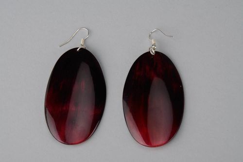 Dark earrings made of horn Oval - MADEheart.com