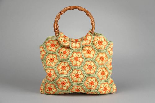 Purse made of cotton and acrylic  - MADEheart.com