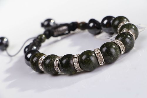 Bracelet made from serpentine beads and hematite - MADEheart.com