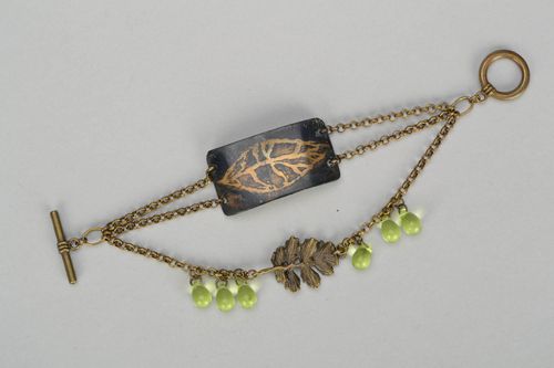 Brass bracelet with leaves - MADEheart.com