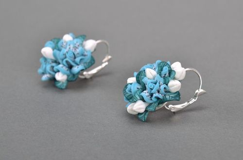 Handmade earrings made of polymer clay - MADEheart.com