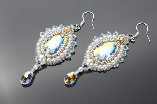Handmade massive dangle beaded earrings of white color in Victorian style - MADEheart.com